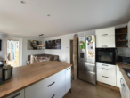 Küche - Familienglück mit Extra – modernisiertes Wohnhaus mit Einliegerwohnung