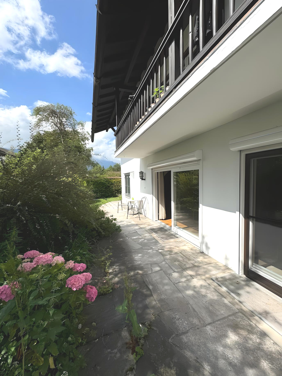 Traumhaftes Refugium in Garmisch-Partenkirchen: Ruhe und Natur pur, 82467 Garmisch-Partenkirchen, Einfamilienhaus